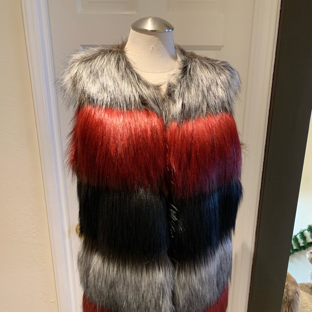 Acrylic Faux fur vest